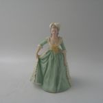443 5606 FIGURINE